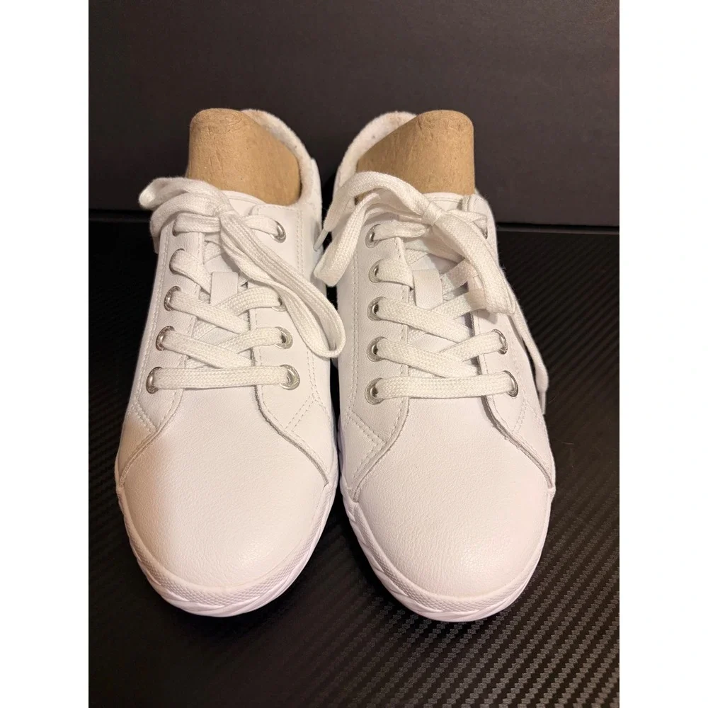 Tommy Bahama Womens White Leather Lace Up Sneakers Navy Heel S976 Size 9